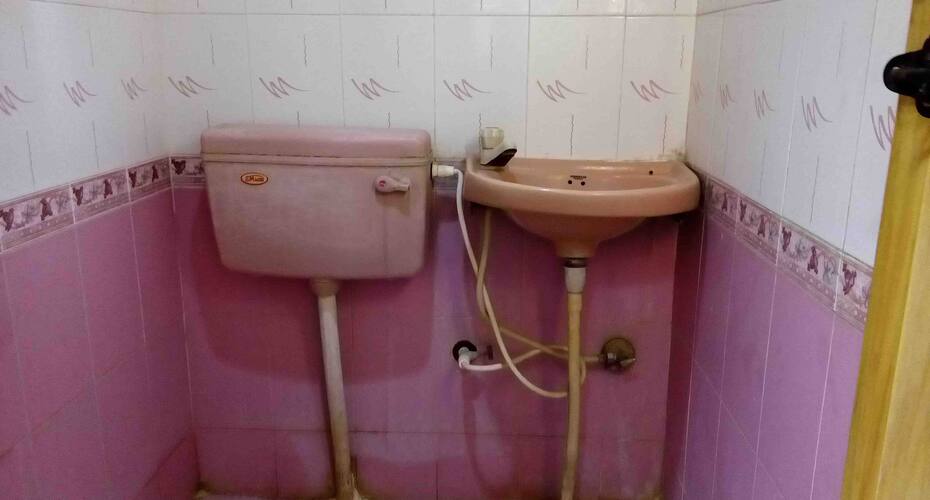 Rainbow Tourist Residence Deluxe Lodge, Mysore 4
